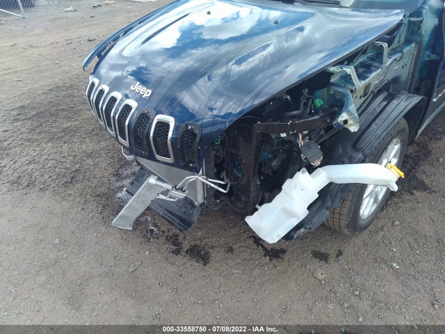 2018 Jeep Cherokee, VIN: 1C4PJLCB4JD612092