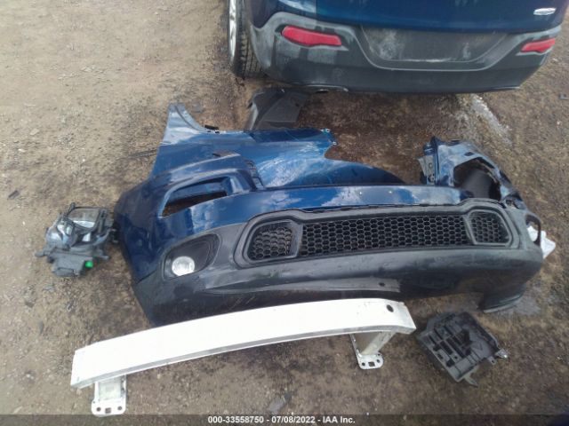 1C4PJLCB4JD612092 Jeep Cherokee Latitude