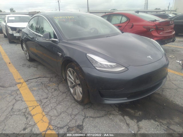 2019 Tesla 3, VIN: 5YJ3E1EA0KF402028