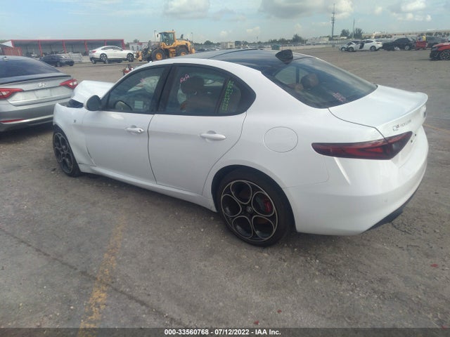 2022 Alfa Romeo Giulia, VIN: ZARFANBN3N7653312