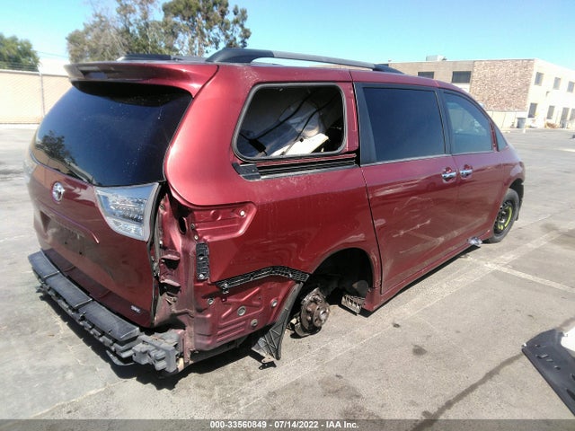 Toyota SIENNA SE 2017 5TDXZ3DC6HS803821 Image 4