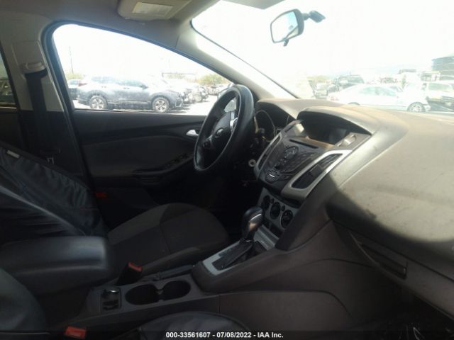Ford FOCUS SE 2014 1FADP3K22EL132489 Image 5