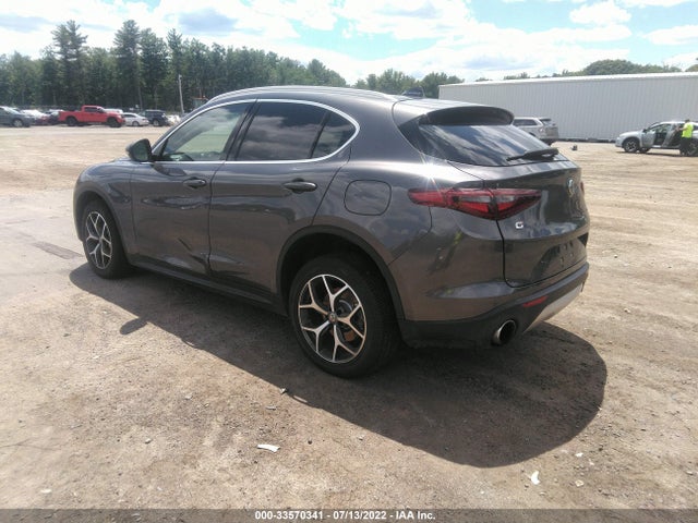 2019 Alfa Romeo Stelvio, VIN: ZASPAKBN8K7C44044