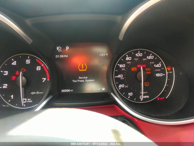 2019 Alfa Romeo Stelvio, VIN: ZASPAKBN8K7C44044