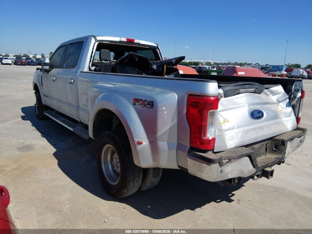 Продаж на аукціоні авто 2018 Ford F-350 Lariat, vin: 1FT8W3DTXJEB81779, номер лоту: 33570998