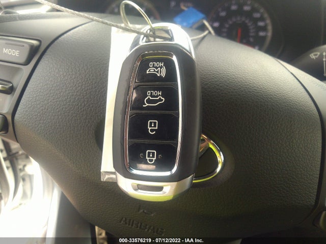 2020 Hyundai Veloster, VIN: KMHTH6AB5LU032119