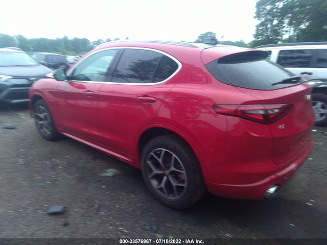 2021 Alfa Romeo Stelvio, VIN: ZASPAKBN9M7D18946