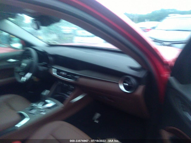 2021 Alfa Romeo Stelvio, VIN: ZASPAKBN9M7D18946