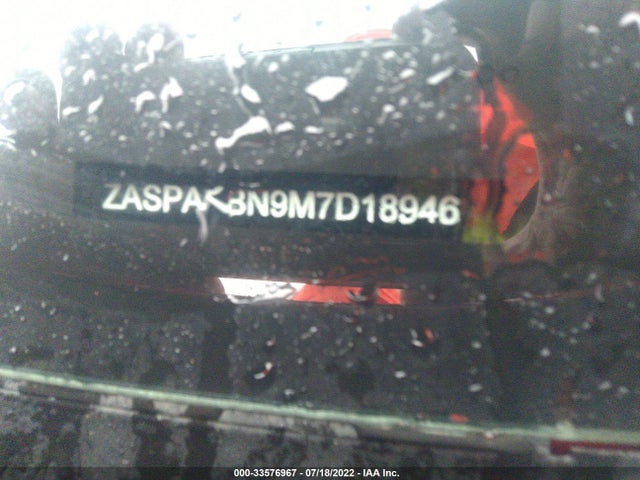2021 Alfa Romeo Stelvio, VIN: ZASPAKBN9M7D18946