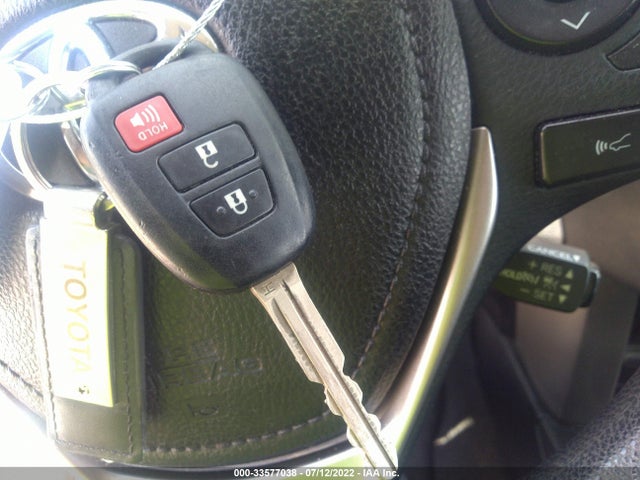 2017 Toyota RAV4, VIN: 2T3ZFREV8HW387435
