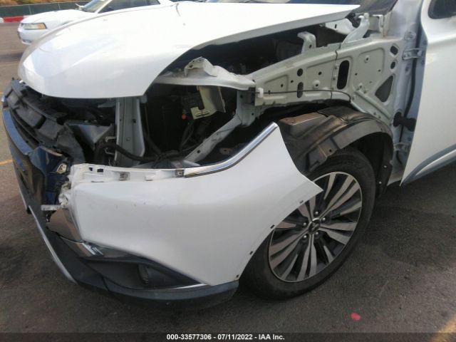 JA4AD2A34KZ007118 Mitsubishi Outlander Es