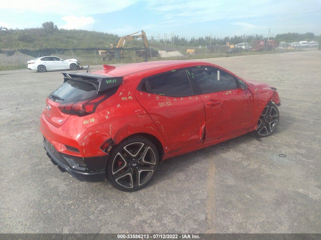 2022 Hyundai Veloster, VIN: KMHT36AH7NU013741