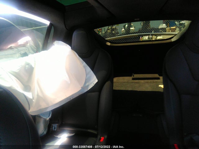 2022 Tesla Model X, VIN: 7SAXCBE66NF337864