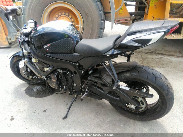 2020 SUZUKI GSX-R600 VIN: JS1GN7FA1L7100249