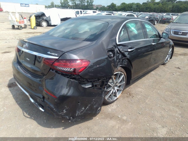 2022 Mercedes-Benz E-Class, VIN: W1KZF5KB2NB034752