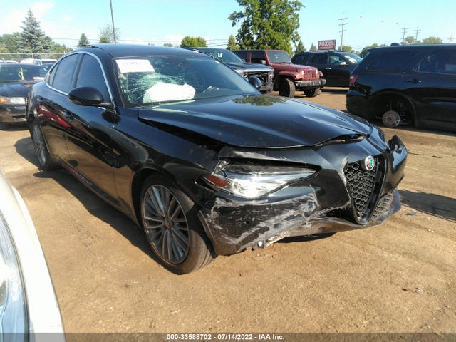2019 Alfa Romeo Giulia, VIN: ZARFANBN0K7599365