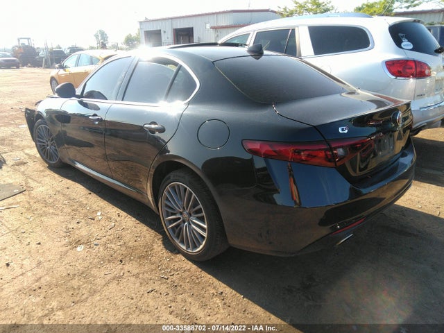 2019 Alfa Romeo Giulia, VIN: ZARFANBN0K7599365