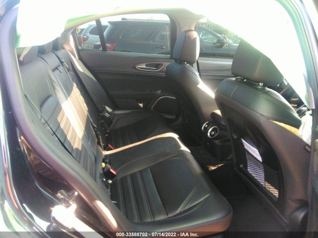 2019 Alfa Romeo Giulia, VIN: ZARFANBN0K7599365