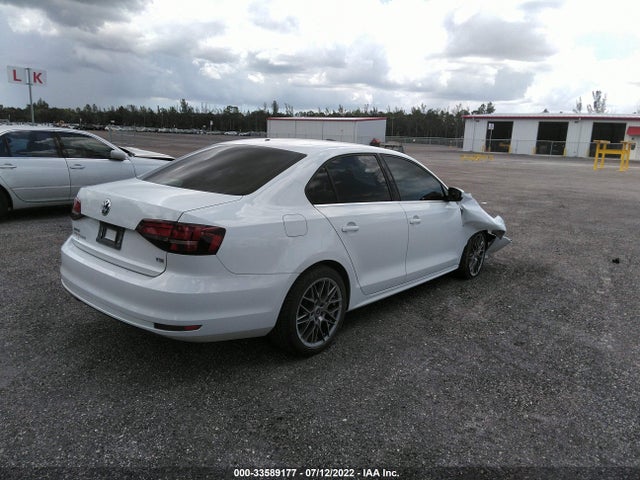3VW2B7AJXHM384572 Volkswagen Jetta 1.4t S