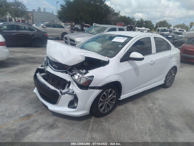 Chevrolet Sonic Lt Auto 2018 1G1JD5SH8J4101850 Image 2