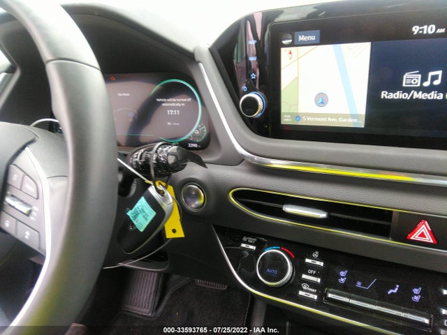 2021 Hyundai Sonata, VIN: KMHL54JJXMA031409