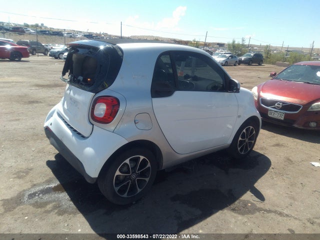 2017 Smart Fortwo, VIN: WMEFJ5DA2HK175259