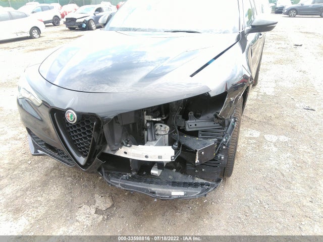 2020 Alfa Romeo Stelvio, VIN: ZASPAKAN3L7C76984