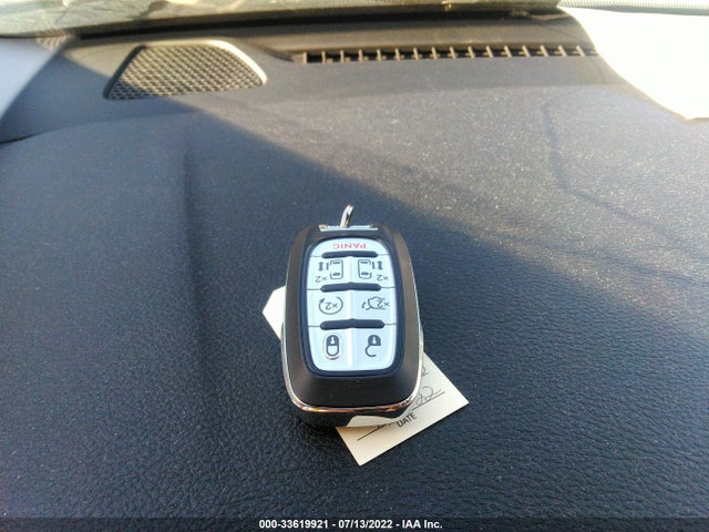 2021 Chrysler Pacifica Hybrid, VIN: 2C4RC1S70MR567965
