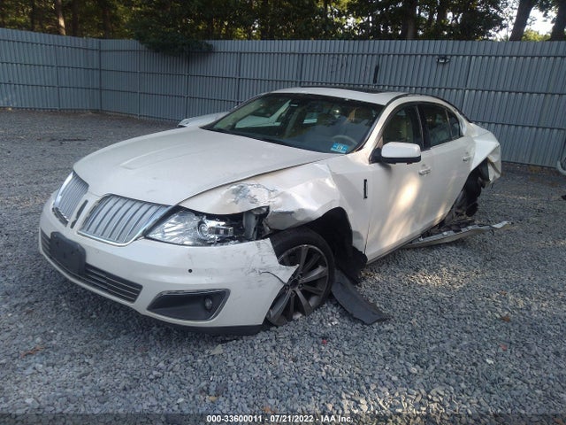 Lincoln MKS 2009 1LNHM94R19G602832 Image 2