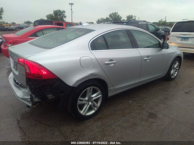 2015 Volvo S60, VIN: YV140MFK3F2340848
