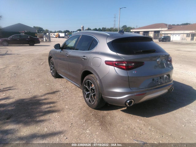 ZASPAKBN5M7D14067 Alfa Romeo STELVIO TI