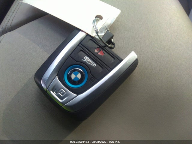 2014 BMW i8, VIN: WBY2Z2C51EVX64708