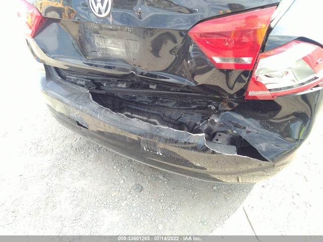 2012 VOLKSWAGEN PASSAT SE VIN: 1VWBH7A31CC017909
