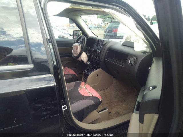 1C4NJPBA3ED506164 Jeep Patriot Sport/altitude