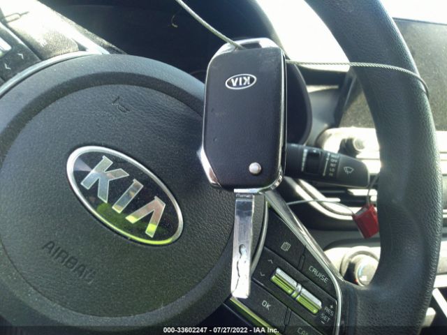3KPF24ADXLE256932 KIA Forte Lxs