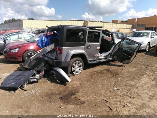 1C4BJWEG3JL847285 Jeep Wrangler Jk Unlimited Sahara