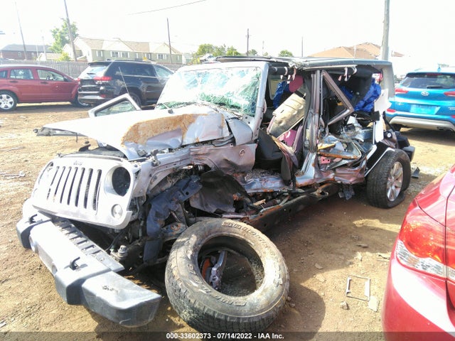 1C4BJWEG3JL847285 Jeep Wrangler Jk Unlimited Sahara