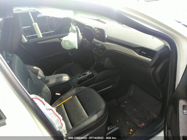 2021 Ford Escape, VIN: 1FMCU0CZ6MUB22321