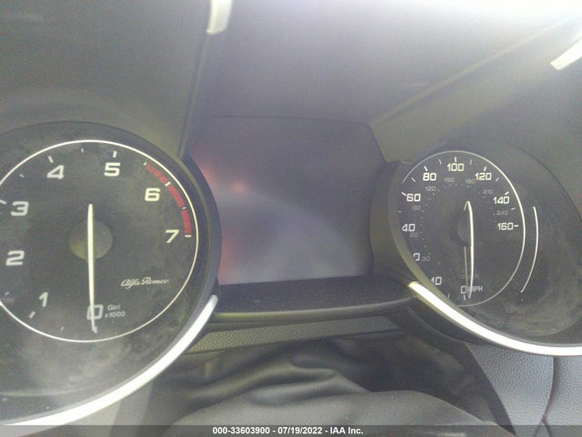 2022 Alfa Romeo Giulia, VIN: ZARFANBN1N7655317