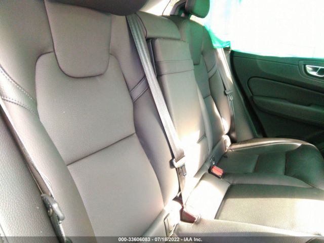 YV4102RK7J1034689 Volvo Xc60 Momentum