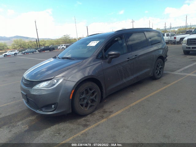 Chrysler Pacifica Touring L 2020 аукцион фото