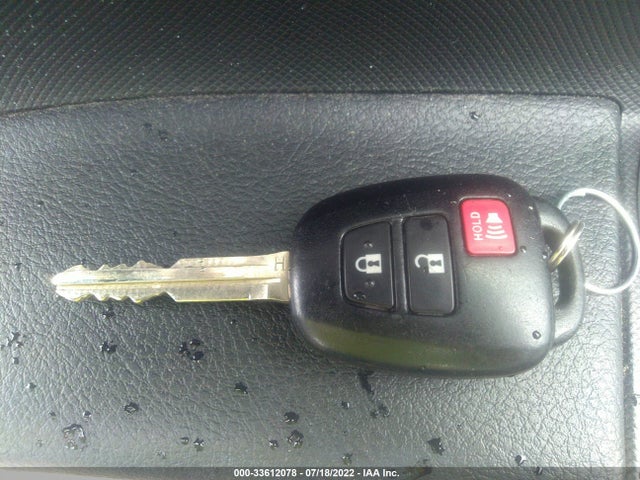 2017 Toyota Prius, VIN: JTDKDTB38H1595112