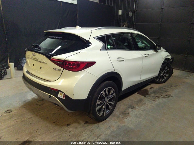 2018 Infiniti QX30, VIN: SJKCH5CR2JA004296