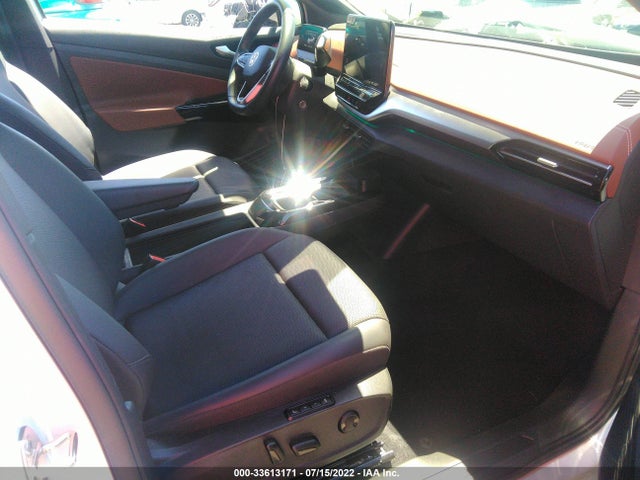 2021 Volkswagen ID.4, VIN: WVGKMPE24MP040414