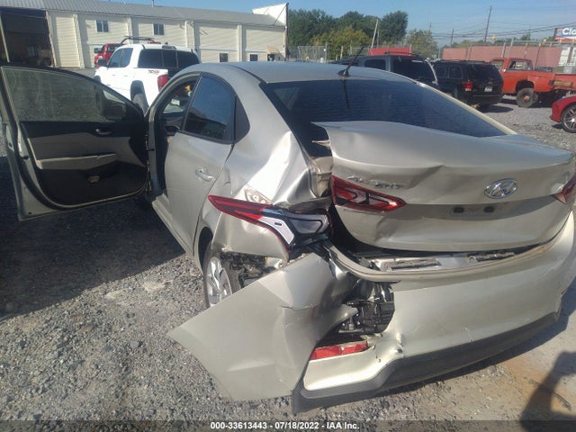 2018 Hyundai Accent, VIN: 3KPC24A34JE012927