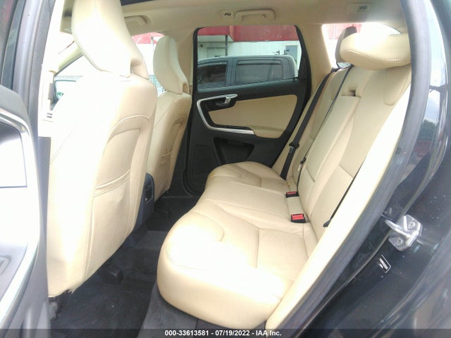 2016 Volvo XC60, VIN: YV449MRKXG2923438
