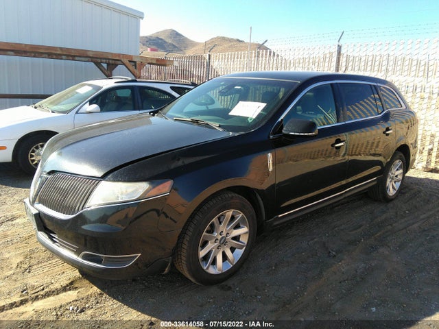 2015 Lincoln MKT, VIN: 2LMHJ5NK1FBL03710