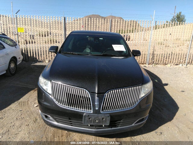 2015 Lincoln MKT, VIN: 2LMHJ5NK1FBL03710