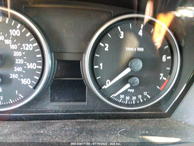 BMW 3 Series 330xi 2006 WBAVD33536KL51496 Image 8