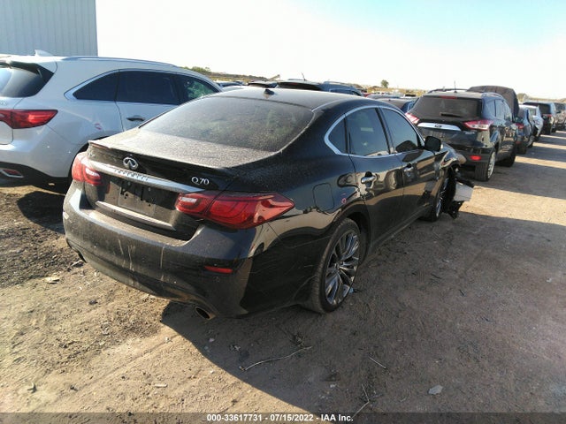 2017 Infiniti Q70, VIN: JN1BY1AP9HM740849